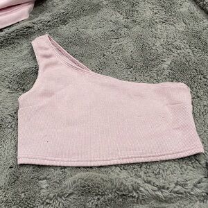 One side asymmetrical top